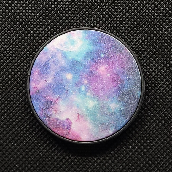 ❄️ NWOT | 3M Expanding Phone Holder Stand - Picture 3 of 6